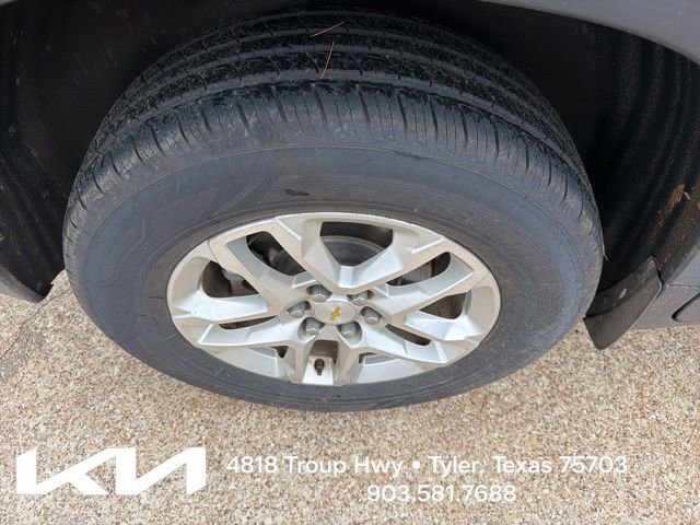 Used 2018 Chevrolet Traverse LT FWD image 12