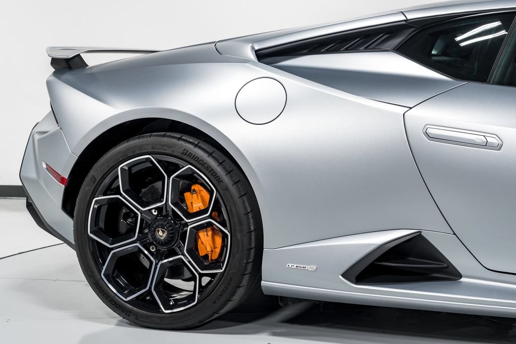 Used 2023 Lamborghini Huracan Tecnica RWD image 47