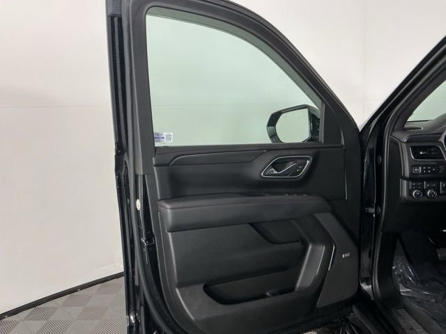Used 2023 Chevrolet Tahoe RST w/ Luxury Package AWD/4WD image 13