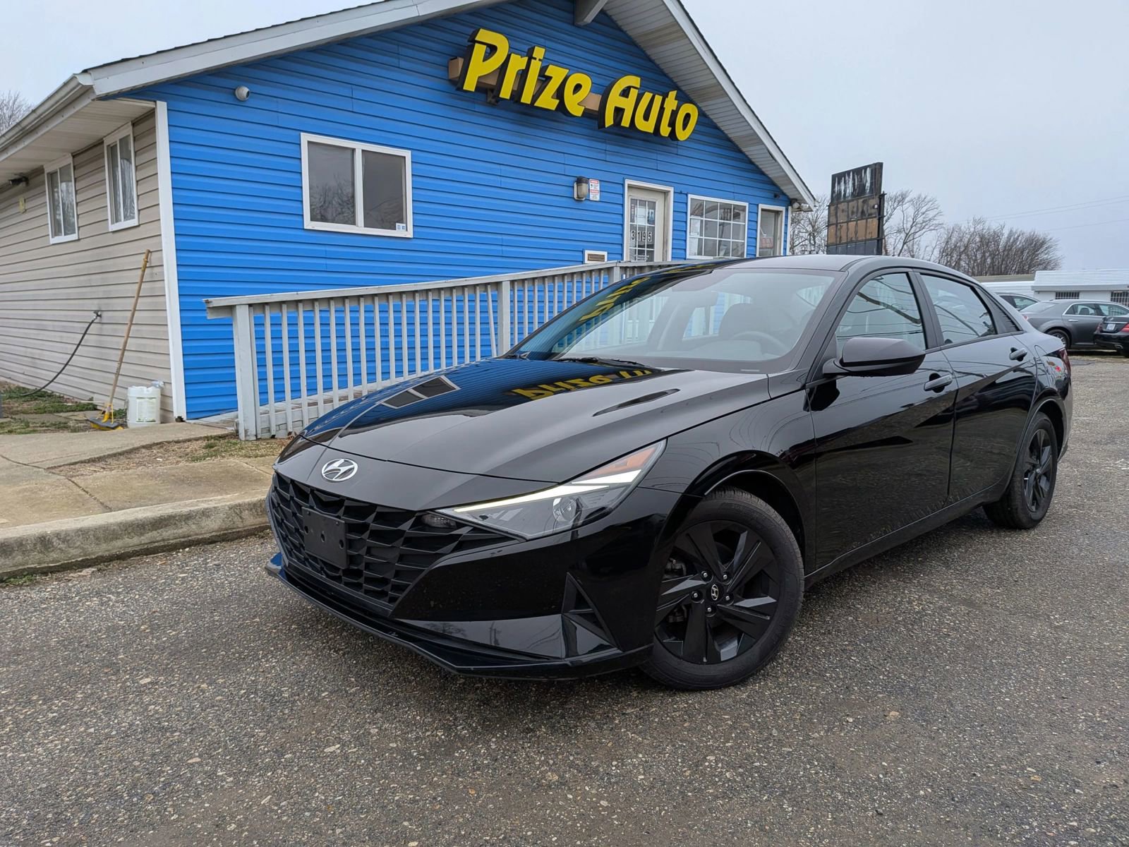 Used 2021 Hyundai Elantra SEL image 1
