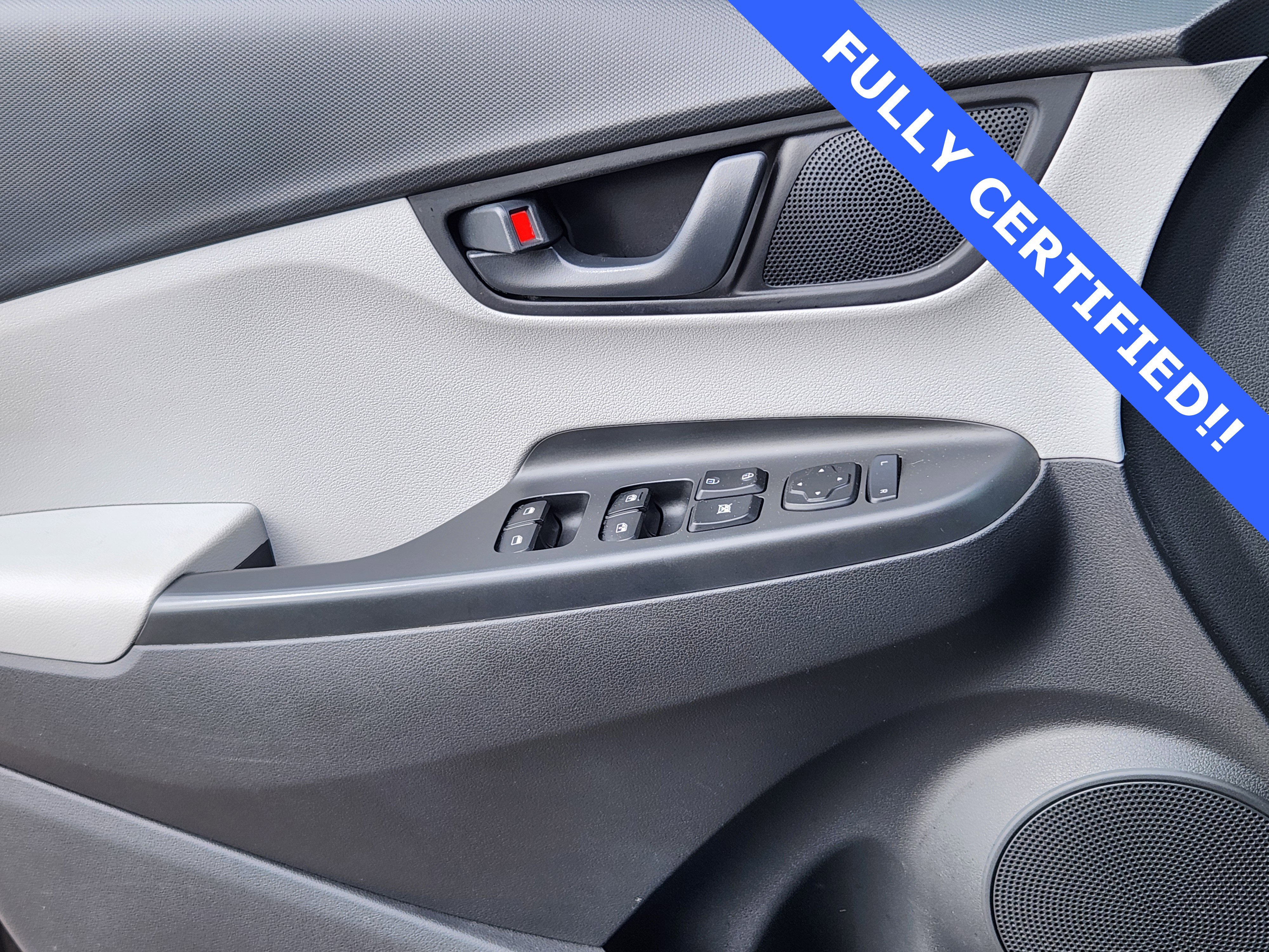 Used 2023 Hyundai Kona SEL image 7