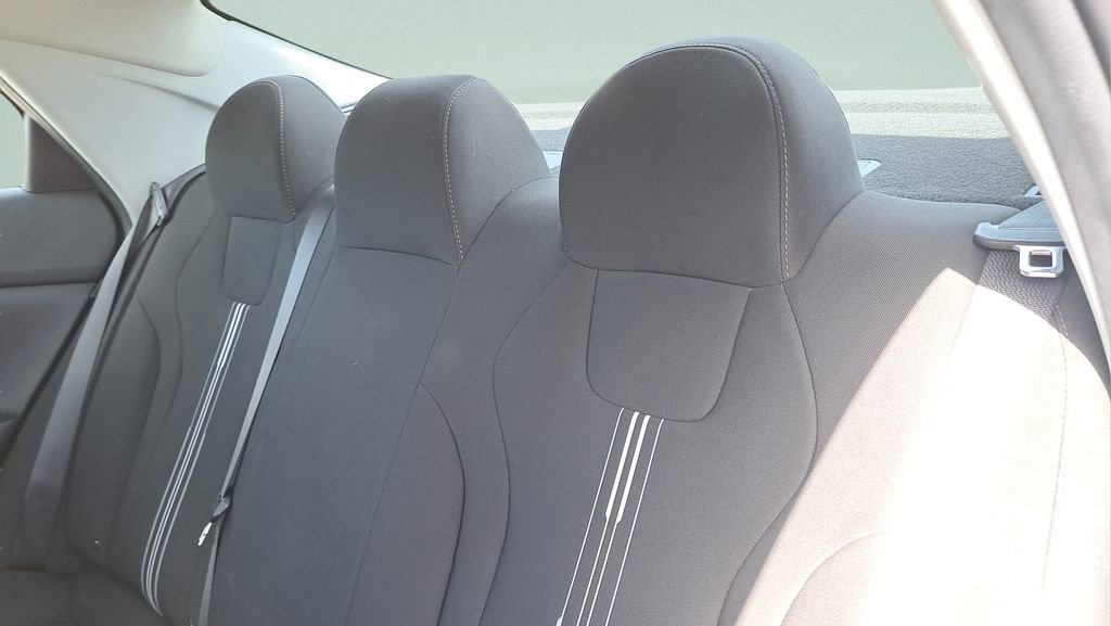 Used 2024 Hyundai Elantra SEL FWD image 18