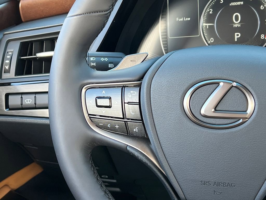 New 2025 Lexus ES 350 w/ Premium Package image 16