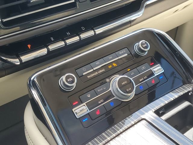 Certified 2022 Lincoln Navigator Black Label AWD/4WD image 23