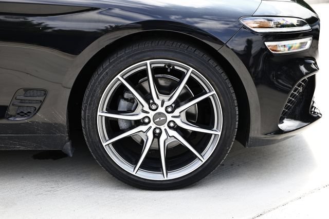 Used 2022 Genesis G70 2.0T w/ Prestige Package AWD/4WD image 5