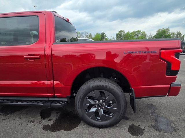 Used 2025 Ford F150 Lightning Flash AWD/4WD image 12