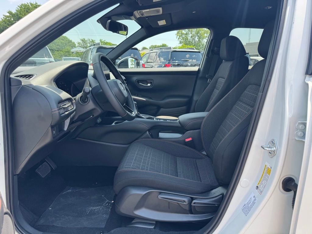 New 2026 Honda HR-V Sport image 11