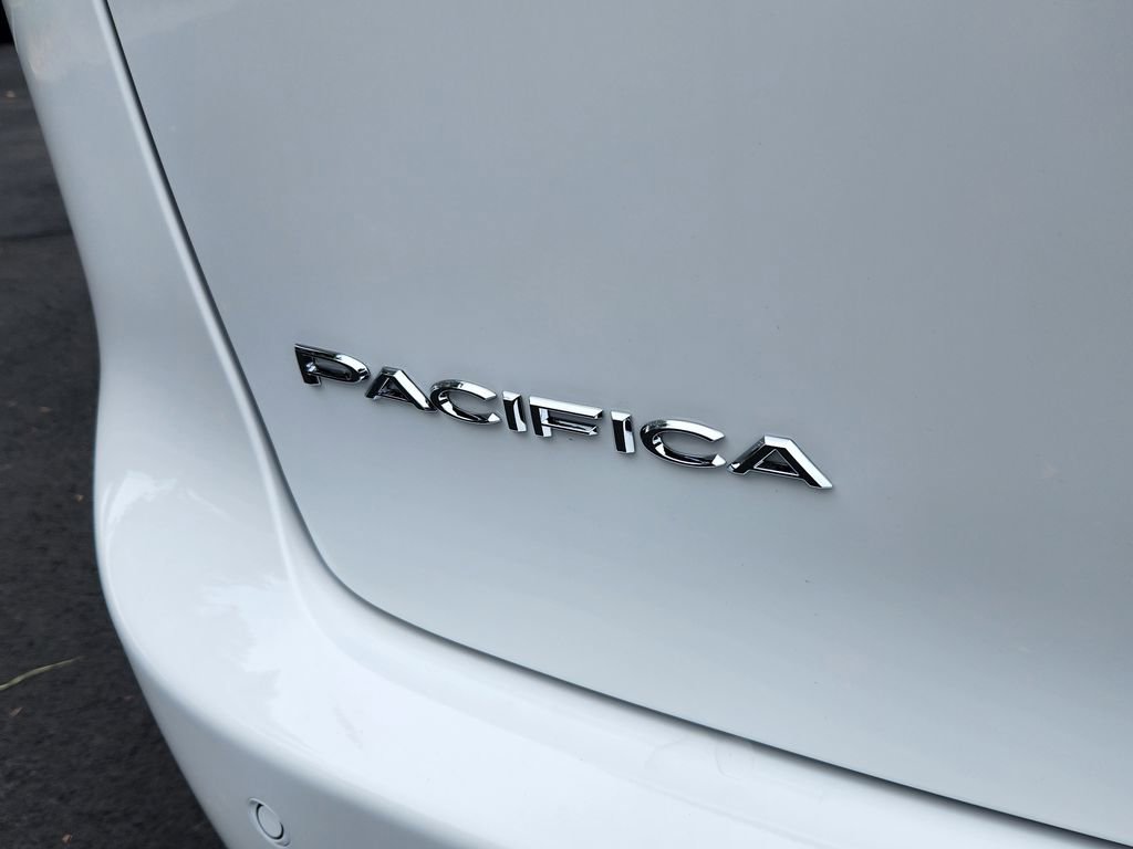 New 2026 Chrysler Pacifica Select image 29