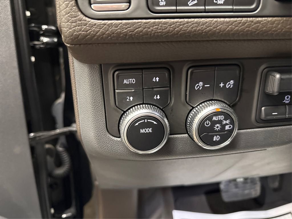 Used 2022 GMC Yukon Denali w/ Max Trailering Package image 38