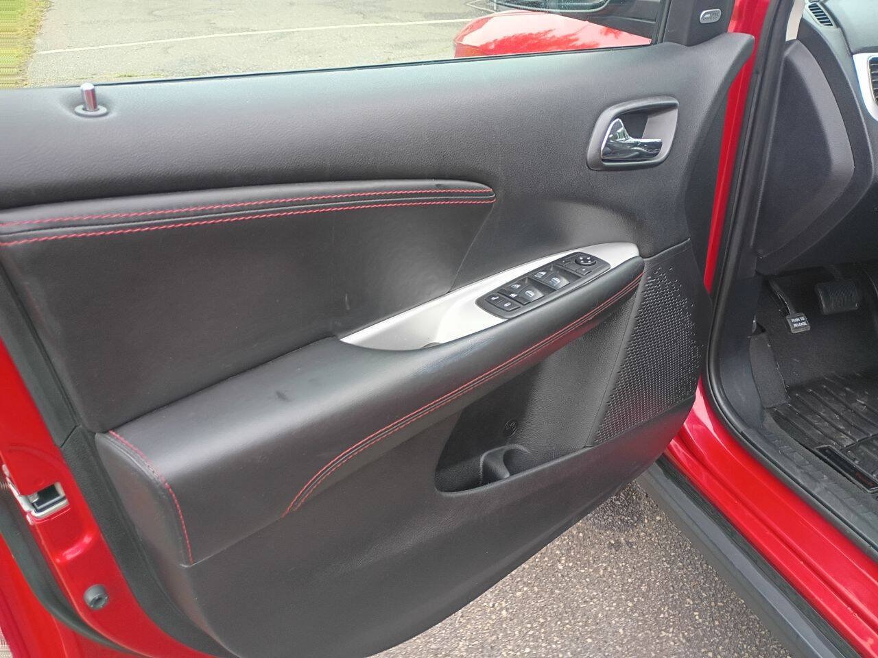Used 2019 Dodge Journey GT w/ Driver Convenience Group AWD/4WD image 18