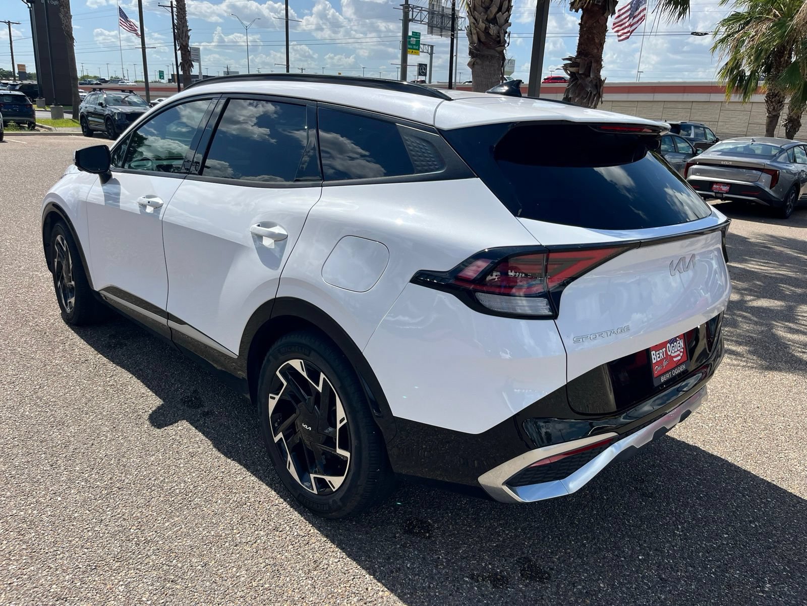 Used 2023 Kia Sportage SX FWD image 6