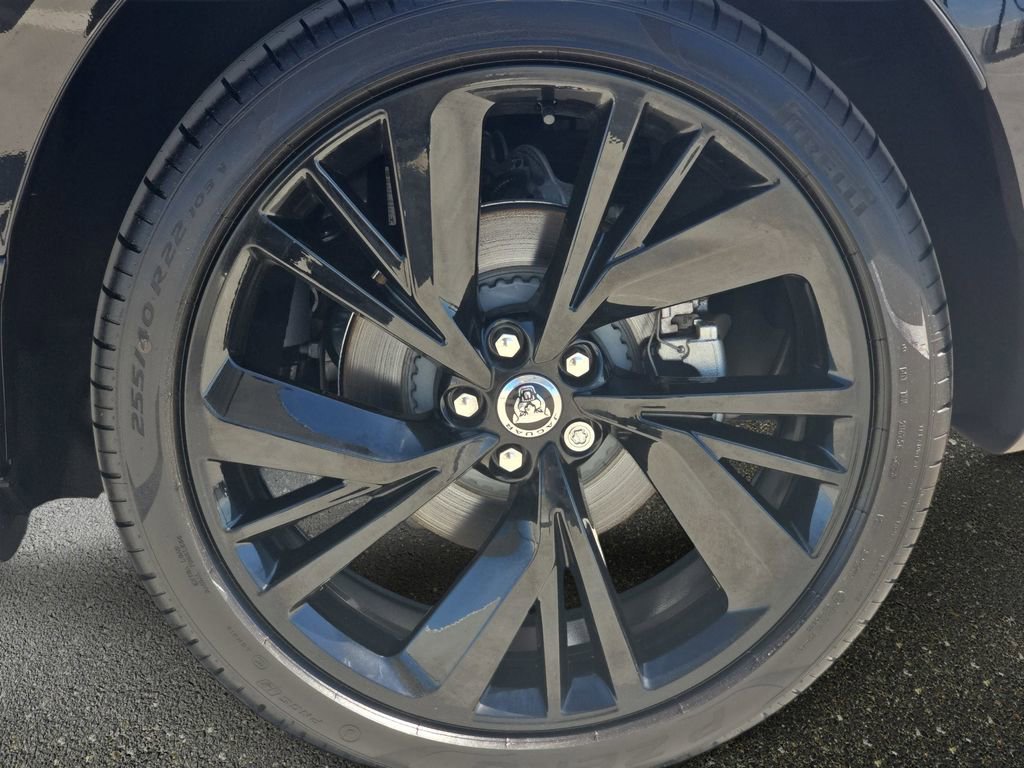 Certified 2024 Jaguar I-PACE R-Dynamic HSE image 34