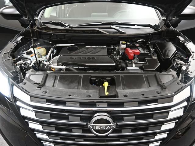 Certified 2025 Nissan Rogue SV FWD image 12