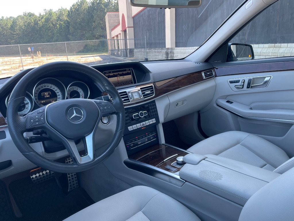 Used 2015 Mercedes-Benz E 350 Sedan w/ Premium 1 Package image 38