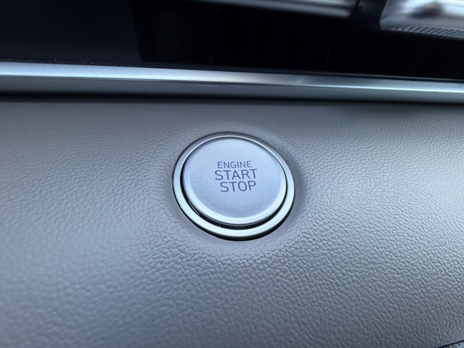 Certified 2025 Hyundai Elantra Sport FWD image 30