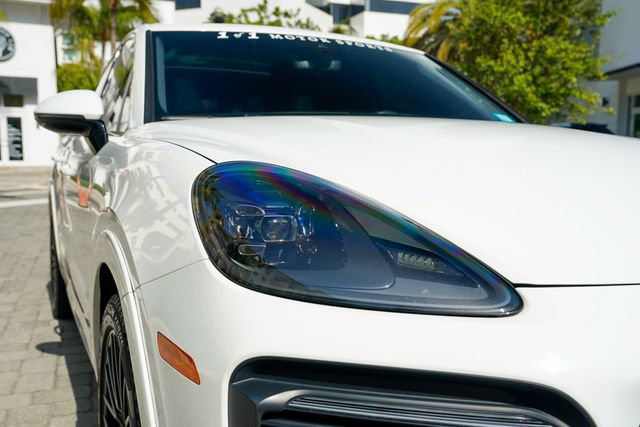 Used 2022 Porsche Cayenne GTS AWD/4WD image 40
