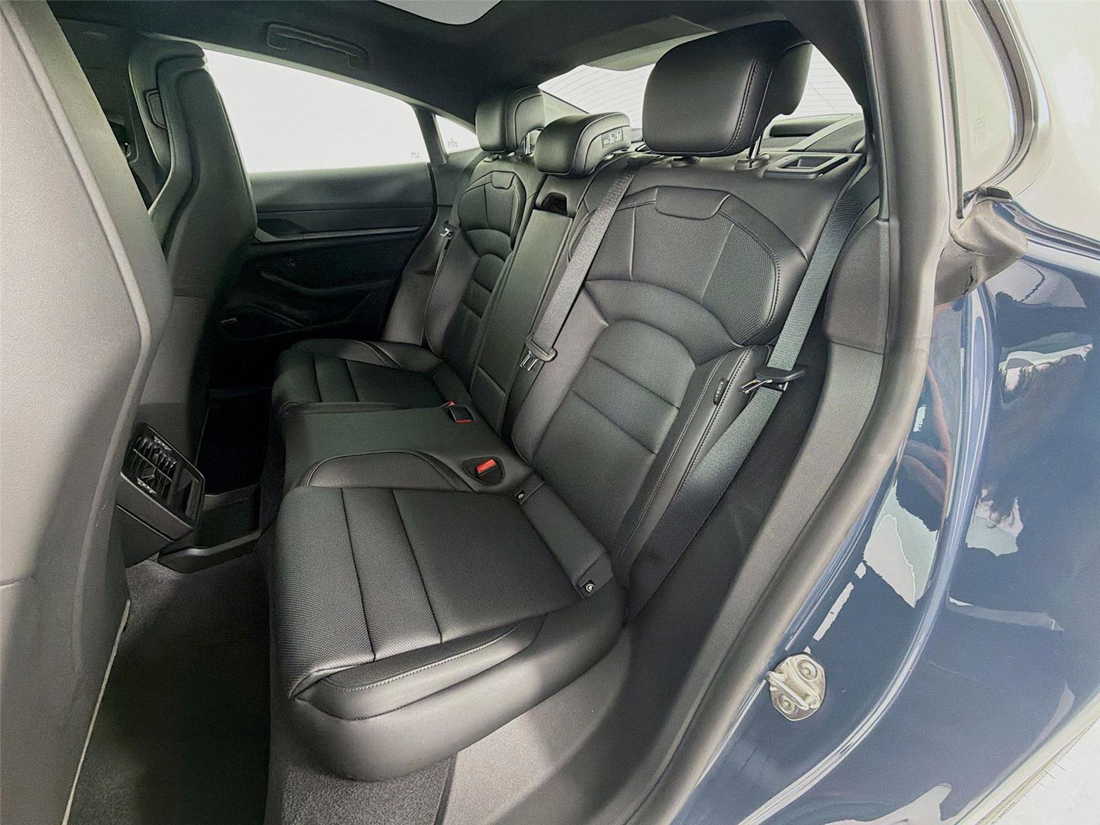 Certified 2025 Porsche Taycan image 21