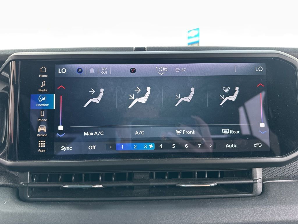 Used 2024 Jeep Wrangler Unlimited Rubicon 4xe image 37