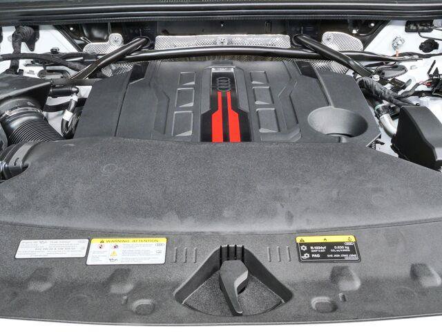 New 2026 Audi SQ5 Prestige AWD/4WD image 9