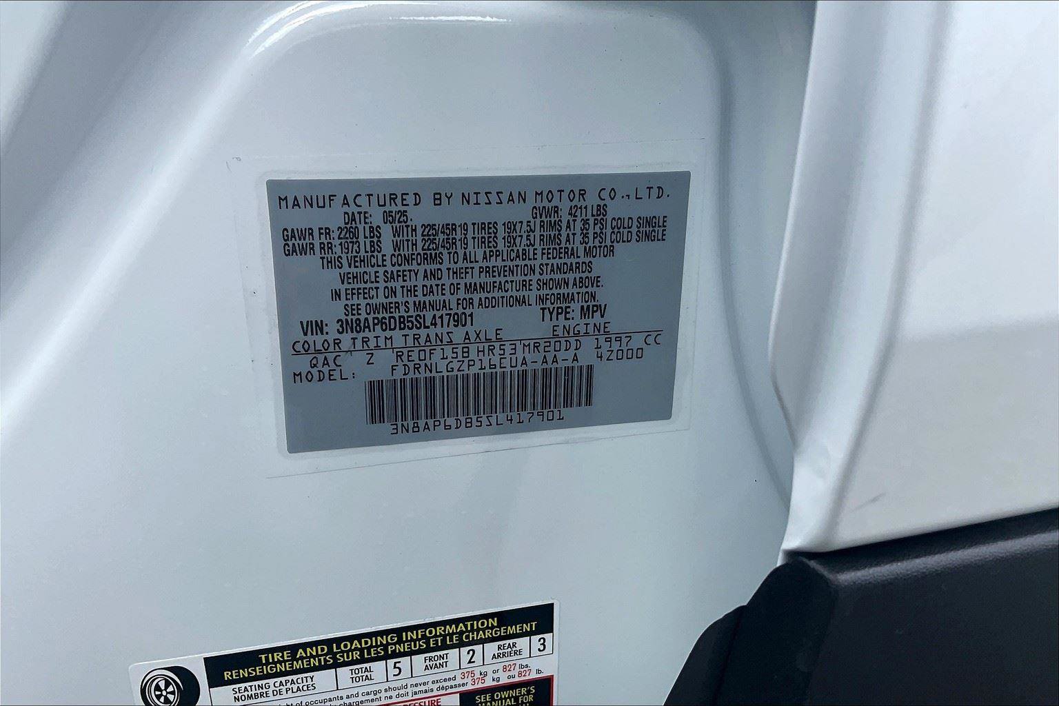 New 2025 Nissan Kicks SR image 13