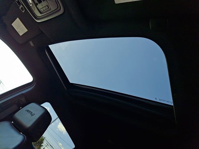 Certified 2024 GMC Sierra 1500 AT4 w/ Technology Package image 15