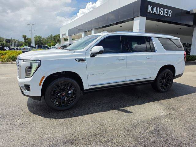 New 2026 GMC Yukon XL Denali w/ Sun & Power Step Package AWD/4WD image 2