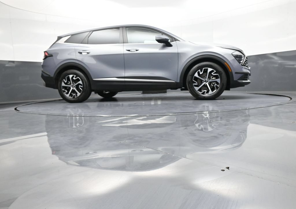 Certified 2024 Kia Sportage EX FWD image 28