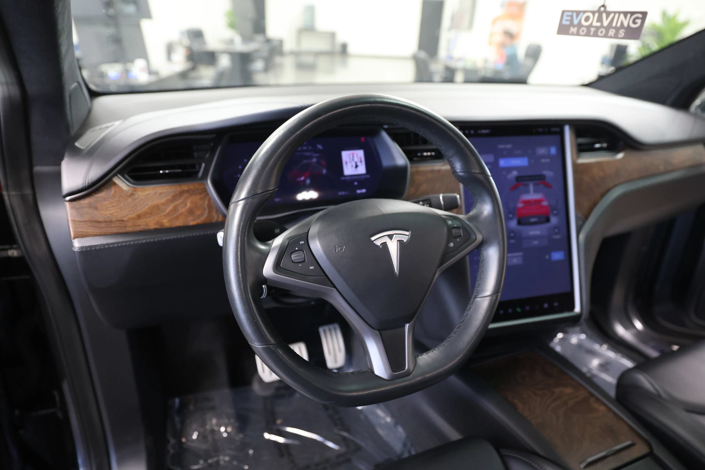 Used 2020 Tesla Model X Long Range AWD/4WD image 25