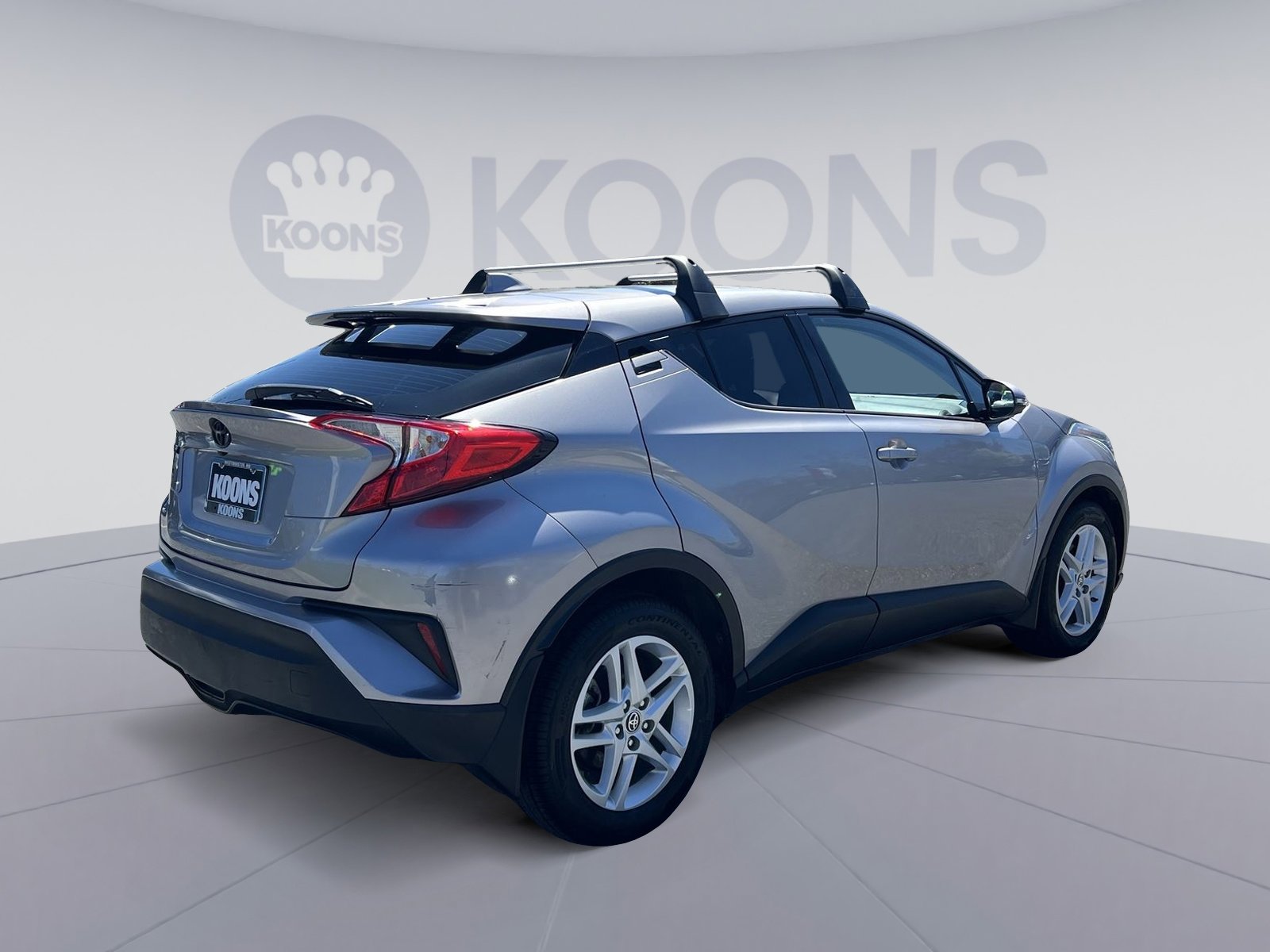 Used 2020 Toyota C-HR LE image 7