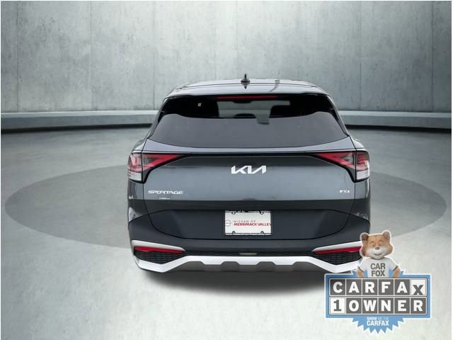 Used 2024 Kia Sportage LX image 5