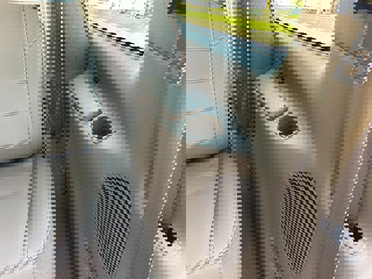 Used 2005 Ford Excursion Limited image 39