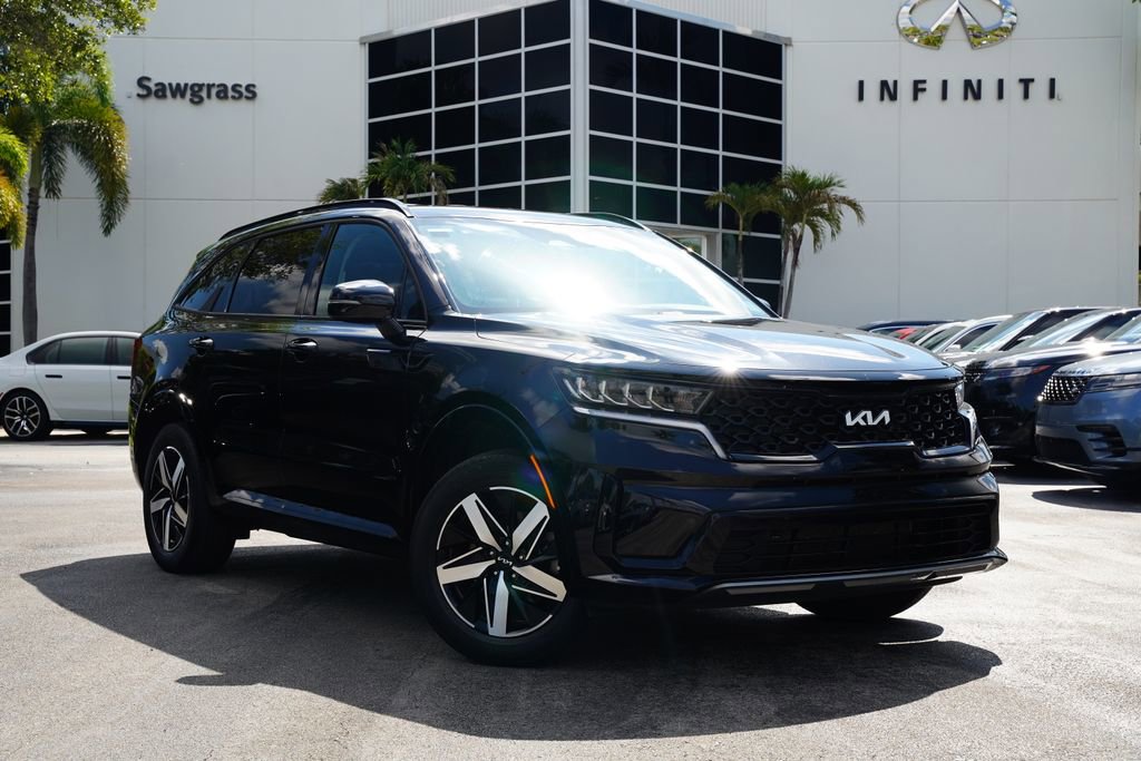 Used 2023 Kia Sorento S