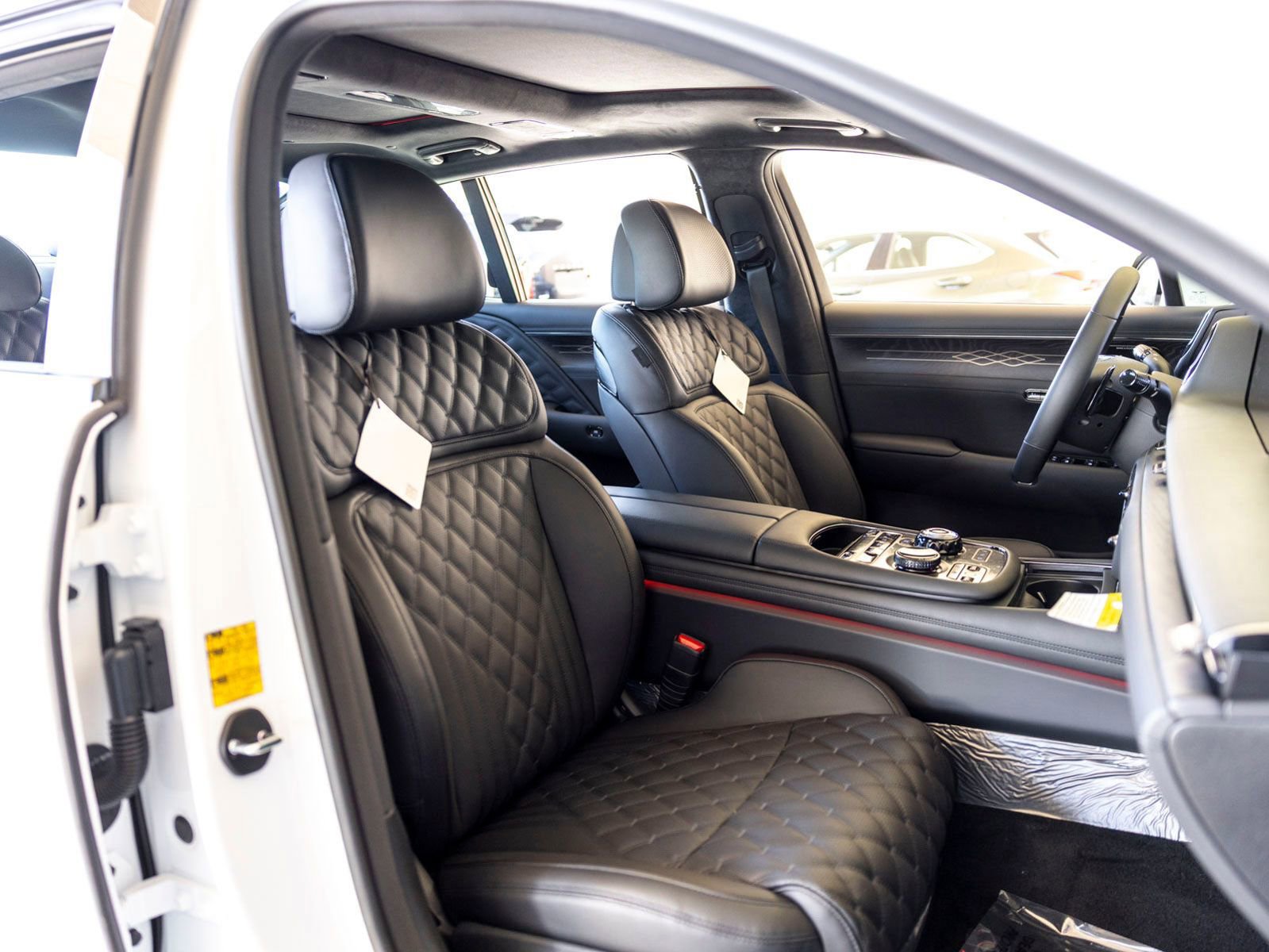 New 2026 Genesis G90 3.5T Prestige image 23