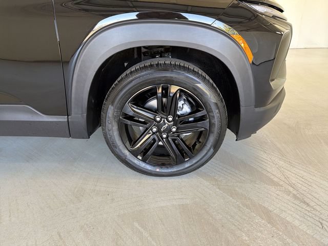 New 2026 Chevrolet TrailBlazer LT w/ Convenience Package FWD image 17