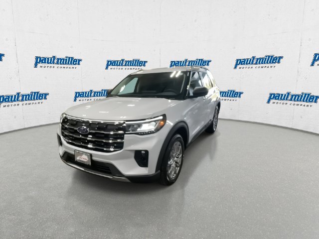 Used 2026 Ford Explorer Active w/ Active Comfort Package AWD/4WD image 5