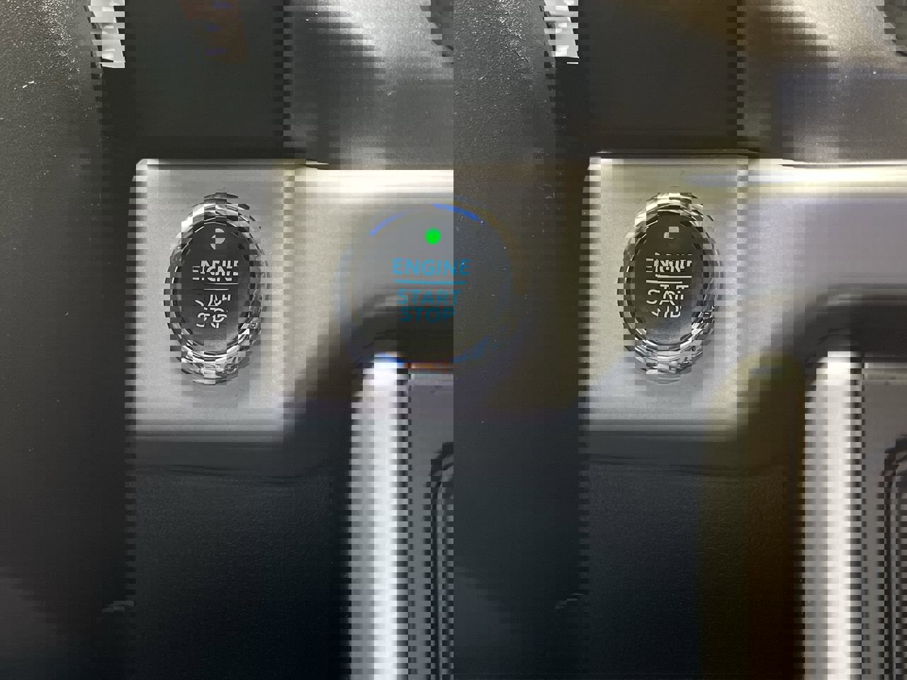 Certified 2023 Ford Expedition XLT image 25