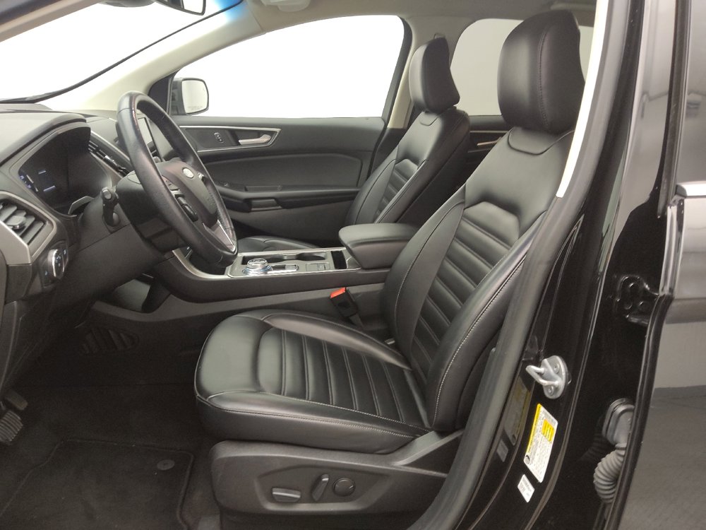 Used 2023 Ford Edge SEL image 17