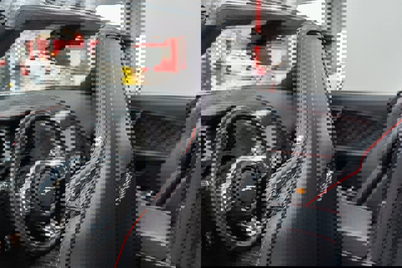 Used 2020 Jaguar F-TYPE SVR image 24