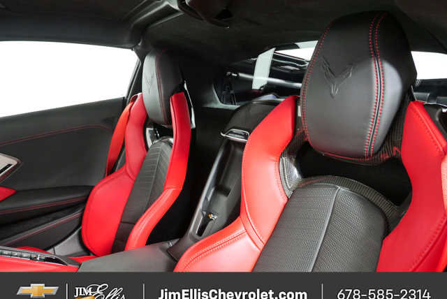 Used 2021 Chevrolet Corvette Stingray Premium Cpe w/ Z51 Performance Package RWD image 5