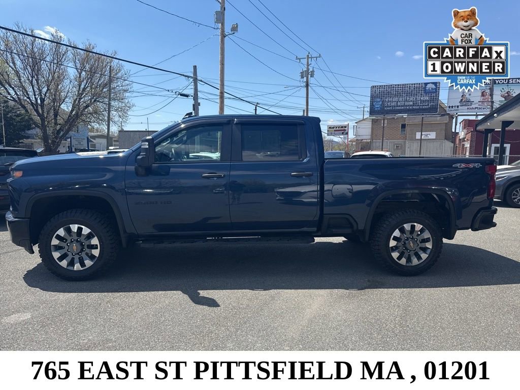Used 2023 Chevrolet Silverado 2500 Custom w/ Custom Value Package AWD/4WD image 4