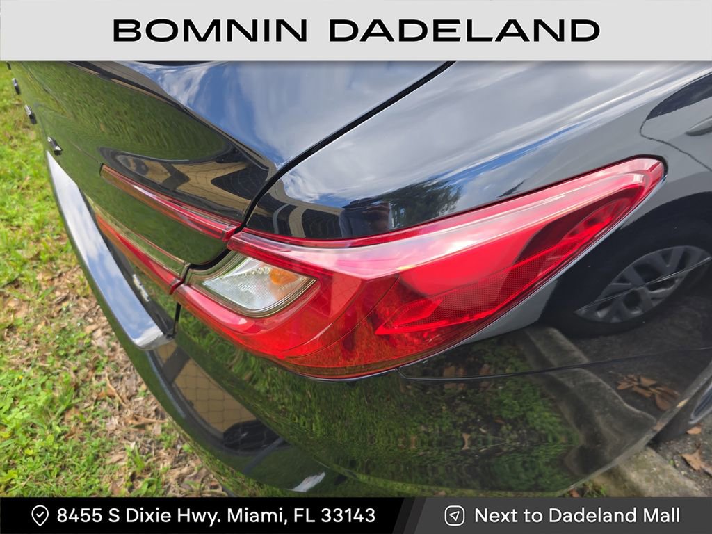 Used 2025 Toyota Camry LE image 5