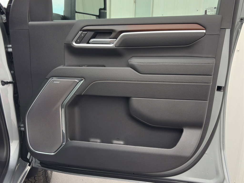 New 2026 GMC Sierra 2500 Denali w/ Denali Reserve Package image 18