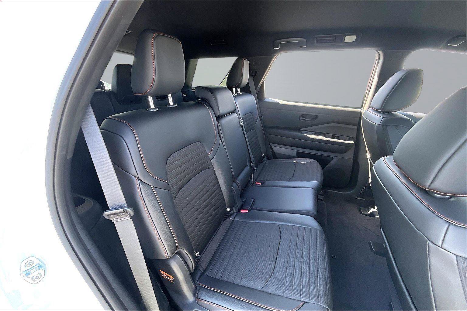 New 2026 Nissan Pathfinder Rock Creek AWD/4WD image 10