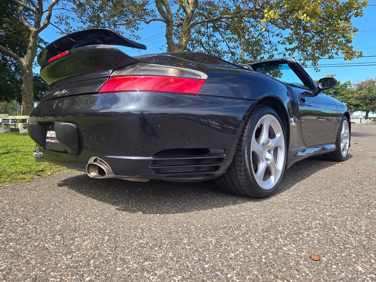 Used 2004 Porsche 911 Turbo AWD/4WD image 27