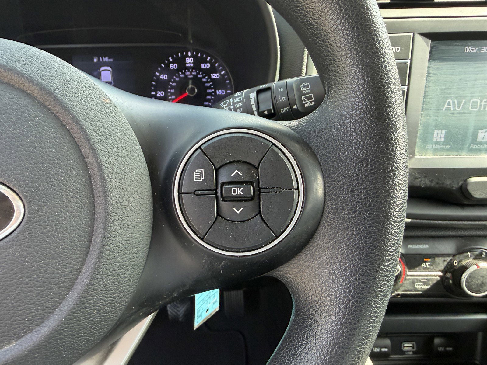 Used 2020 Kia Soul LX image 24