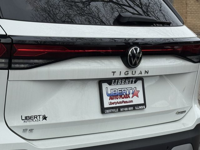 New 2026 Volkswagen Tiguan SE image 16