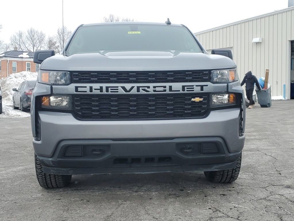 Used 2021 Chevrolet Silverado 1500 Custom image 2
