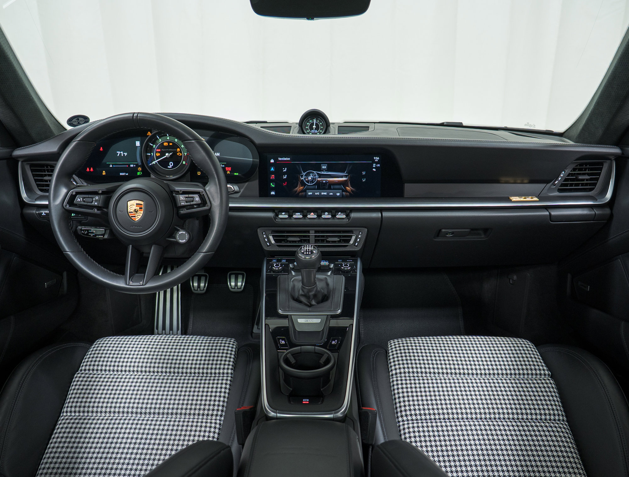 Used 2023 Porsche 911 Sport Classic image 21