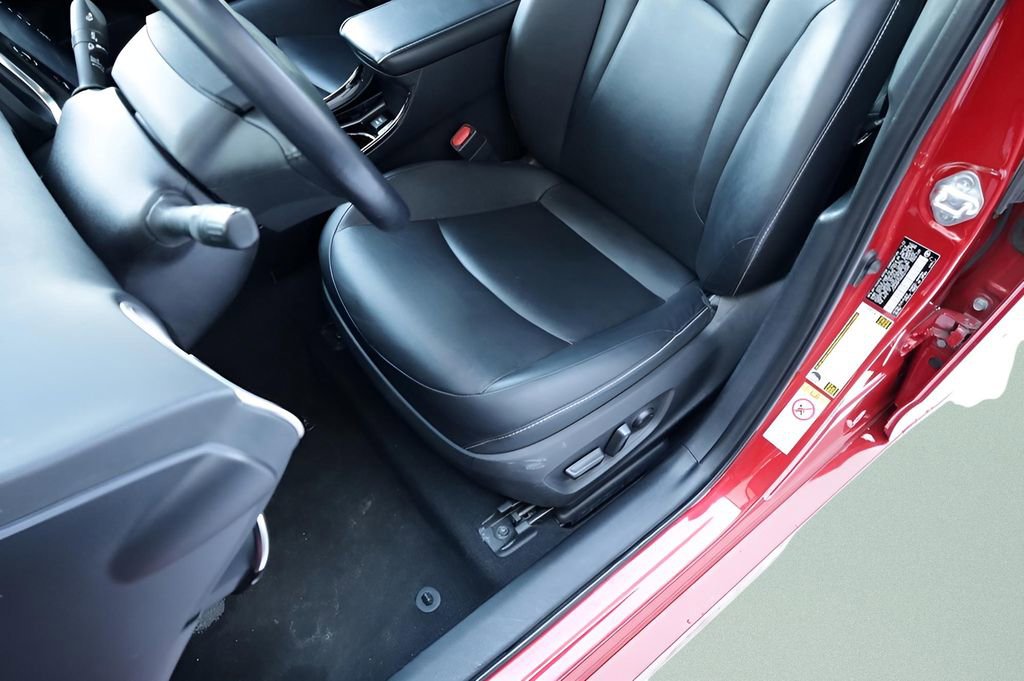 Certified 2022 Toyota Prius Prime Limited image 10