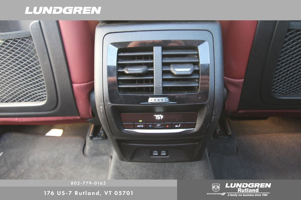 Used 2024 BMW X3 M40i w/ Premium Package image 39